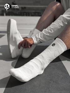 Bubble Basketball Socks Mens High-Top Athletic Socks Mid-Calf Length and Knee High Socks Terry Sock Actual Combat Socks for Running Pure Color Elite Socks