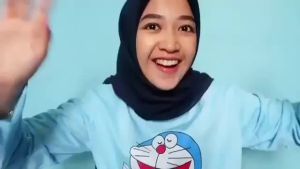Ertos Masker Kinclong Glow & Firm: Solusi Masker Wajah Glowing untuk Kulit Kusam & Berminyak