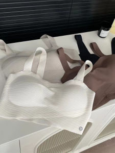 Miaoxiao Yan W620 เสื้อชั้นในสไตล์เกาะอกเอวสูงสำหรับผู้หญิง ไม่มีสายรัด เสื้อชั้นในเนื้อผ้าไนลอนสีพื้น ทรงเกาะอก ไร้สาย กระโปรงสั้น