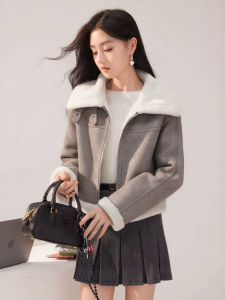 XIANGYING | Fashionable Grey Imitation Suede Short Coat Winter