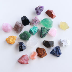 สีขาวธรรมชาติสีชมพูสีเหลืองสีม่วงสตรอเบอร์รี่คริสตัล Aroma Diffuser ขนาดใหญ่อนุภาคอุปกรณ์เสริมแร่การสอนตัวอย่างหิน