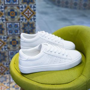 Autumn New Style Versatile Ladies White Sneakers for Skirts Breathable Flat Bottom Womens Shoes Casual Low Top Canvas Shoes
