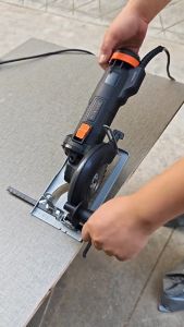 1 set Dudukan Gerinda Circular Saw Pemotong Adu Manis + 1pcs Mata Potong Circular Saw Kayu