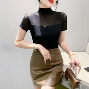 REHIN เสื้อยืดแขนสั้นสีทึบผู้หญิงใหม่ฤดูร้อน บอดี้สูทหญิง