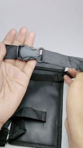 Holder Hp Waterproof - Holder Hp Kain Pelindung Anti Air - Tempat Ponsel Dimotor Aman untuk Ojol