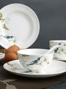 ชามทานอาหารแบบจิวเวลรี่หรูหราพร้อมลายดอกไม้สีเขียวและลายดอกไม้สีชมพูสำหรับใช้ในบ้านจากหยางตุ้งซาน