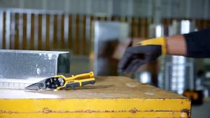 DEWALT🔥กรรไกรตัดสังกะสี ERGO Aviation snip - หัวตรง🔥รุ่นใหม่🔥DWHT14675-0 ทนทานใช้งานได้นานขึ้นให้แรงกดตัดสูง ของแท้100%