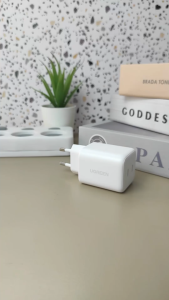 UGREEN Kepala Charger Dual Port Type C GaN N 45W Super Fast Charging 2.0 45w Garansi