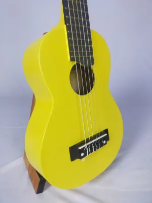 guitalele /gitar mini senar 6 bonus pick murah