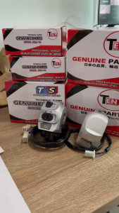 สวิทซ์แฮนด์ฟีโน่ซ้าย+ขวาสีสีบลอนด์ Yamaha Fino 99 เกร็ด A