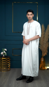 โต๊ปชายแขนสั้น (คละลายปัก) ลายสก๊อต ผ้าระบายอากาศได้ดี งานปักสุดหรูให้ฟิวอาหรับ AF08วาริสมุสลิม