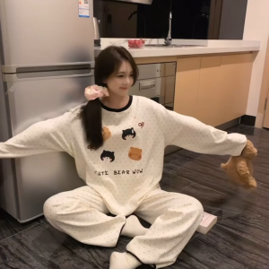 COD New Arrival Young Womens Color-Block Patchwork Cute Bear Print Pajamas Comfortable & Breathable Loungewear.