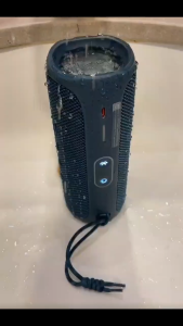 New⚡jb_l Flip6 ลำโพงบลูทูธแบบพกพา ลำโพงบลูทูธ บลูทูธไร้สาย ลำโพงบลูทูธแบบพกพาด้วยระ กันน้ำระดับ IP67 Wireless Bluetooth5.1 Speaker