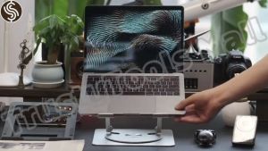 แท่นวางโน๊ตบุ๊ค การหมุน 360° 10-17.3นิ้ การยกและพับ1.5-13นิ้ ที่วางไอแพด มั่นคงและไม่เอียง แผงระบายความร้อน