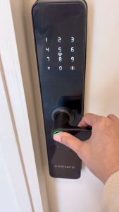 🔥ส่งด่วน🔥TUYA TTLOCK กลอนดิจิตอล ปลดล็อค9ระบบ ติดตั้งแทนล็อค บ้าน คอนโด ล็อคยาว digital door lock กลอนประตูดิจิตอล กลอนไฟฟ้า ปลดล็อคอัตโนมัติ กลอนประตูไฟฟ้า - Lazada