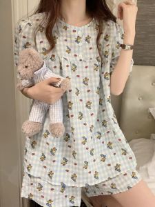 ชุดนอนสไตล์เกาหลีที่น่ารักพร้อมกับกางเกงขาสั้นแขนสั้นสําหรับผู้หญิง ผ้าฝ้ายสีขาวพิมพ์การ์ตูน ชุดเสื้อผ้าสบายๆ 2 ชิ้น