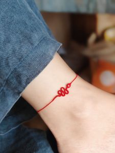 Red String Handmade Woven Pure Silver Bracelet Snake Year Lucky Charm Bead Allergy Free for Best Friend Fashion Jewelry Accessory