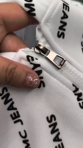 JACKET เสื้อกันหนาว MC / NY คลุมกันแดด แขนยาวมีฮู้ด ผ้านิ่มใส่สบาย พิมพ์ลายอักษรแบรนด์ ส่งไว ภายใน 24 ชม.‼️