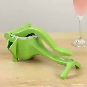 1pc Green Multifunctional Juicer Handheld Non-electric Lemon Squeezer Fruit Vegetable Small Juicer Manual Juicer