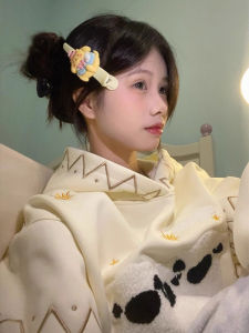 XIANGBAIWEI | Cute Embroidered Sheep Hoodie Loose Fitted Insulated Jacket