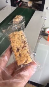Bánh Gạo Lứt Chà Bông Hoa Trà Cereal 100% Gạo Lứt Huyết Rồng hỗ trợ ăn kiêng giảm cân hiệu quả