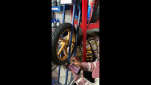 RACE Cairan anti bocor ban motor 500ml