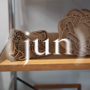 (JUN) Kham Hawana เสื้อเชิ้ตแขนสั้นฮาวานา Yellow Tiger