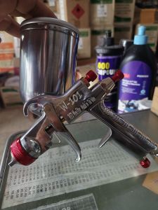 อุปกรณ์​พ่นสีรถยนต์  กาพ่นสี W101​หัว1.3​ บานมาก(คละสี​) ละอองสีละเอียดมาก แบรนมอนสเตอร์​ หัว