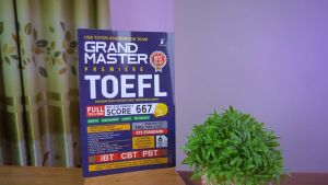 Buku Bahasa Inggris / Grand Master Premiere TOEFL Full Tips & Trick / Kompas Ilmu - KI