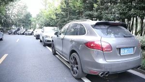 GB-Store 100%[Original] Golf Folding Umbrella Waterproof Outdoor Mercedes Volvo Toyota Volvo Porsche BMw Lexus