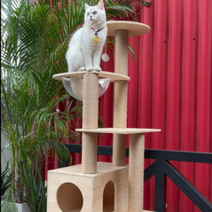 Multi - functional Wooden Cat Tree – Featuring Space Capsule Cozy Cat House Scratching Posts & Ladder for Your Feline Friend