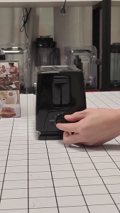 เครื่องปิ้งขนมปัง แบบสองช่อง ปรับระดับความร้อนได้ 6 ระดับ สะดวก สบาย ง่ายต่อการใช้งาน