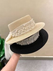 สไตล์ฝรั่งเศส สีขาว หมวกฟาง มุก กุทัณฑ์แบน เสื้อท่อนบน หมวกชายหาดบังแดด ผู้หญิง หวาน น่ารัก ฤดูใบไม้ผลิ ฤดูร้อน อุปกรณ์เสริมหมวก