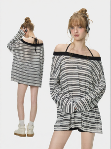 Turn Signal | Korean Style Off Shoulder Casual Loose Thin T-shirt