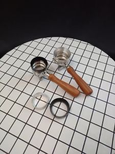 Panton.B กรวยจ่ายยาแม่เหล็ก 51mm วงแหวนจ่ายกาแฟเอสเปรสโซ่อะลูมิเนียม คุณสมบัติของเหล็กแม่เหล็ก 9 ชิ้น พร้อม พอร์ตฟิลเตอร์