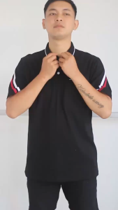 Kaos Kerah Polo Pria Saku Alis Garis MP