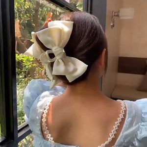 IVY Cream-colored big bow hairpin claws ladies high-end buns Korean elegant shark clips autumn and winter temperament shark clips back of the head hairpins and headdresses