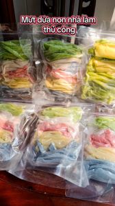 Mứt dừa non mềm nhà làm - Sên tay ít đường có hút chân không 500g ăn vặt ngon chất màu từ rau củ tự nhiên