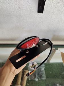 ไฟท้ายแต่ง ทรงวงรี LED 12V สำหรับมอเตอร์ไซค์คลาสสิค ใส่ได้หลายรุ่น Cafe Racer Tracker Bobber Chopper