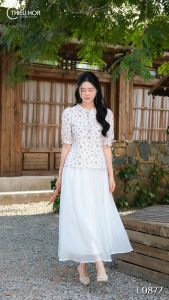 Áo kiểu trung niên thanh lịch với chất liệu vải xô in hoa mỏng nhẹ AN4L0872 Thời trang Thiều Hoa