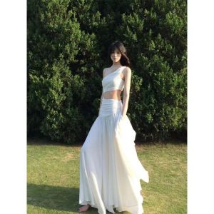 French Style White Sleeveless Asymmetrical Shoulder Dress Womens Summer New Small Design Long Dress Holiday Style Skirt