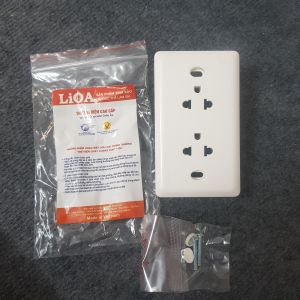 Ổ cắm đôi 3 chấu LiOA chính hãng