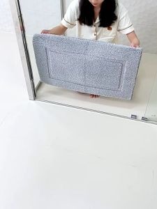 *SG SELLER* Anti Slip Cashmere Bath Mat|Machine Washable Thick MicroFiber Absorbent Non Slip Bathroom Floor Mat|Size 40x60cm