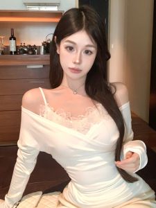 GUZILIAN |  Lace Splice Long Sleeve T-Shirt Womens Slim Fit White Pure Desire Short Top Commute Style Korean Version V-neck Solid Color