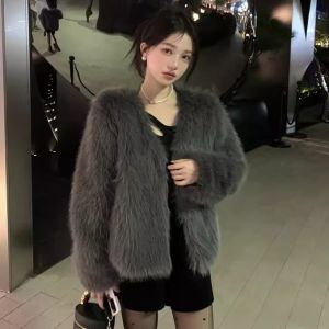 Eco-Friendly Fox Fur Jacket Womens Loose V-Neck Winter Coat Luxury Sensation Tuscany Leather Fur Integrated Design