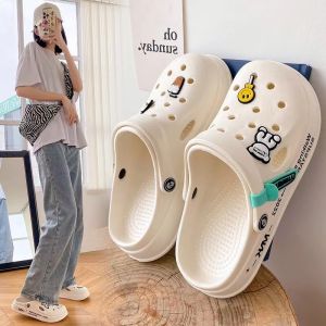 2024 New Slip On Clogs Sandals For Women Closed Toe Summer Beach Outdoor Flat Sandals for Lady Cute Design