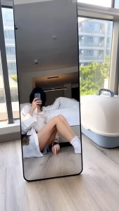 กระจกเต็มตัวสีดำ 160x50 ซม. ติดผนังหรือตั้งพื้นได้ ทำความสะอาดง่าย