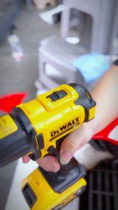 Máy Thổi Nhiệt Dùng Pin DeWalt 18V DCE530N-KR ( Thân Máy )