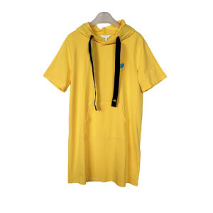 ชุดเดรสสปอร์ตคอตตอนหลวมๆ สไตล์ลำลองสำหรับผู้หญิงในช่วงฤดูร้อน ชุดเดรสสั้นแขนกุดแบบสวมหัว ผ้าฝ้ายผสมโพลีเอสเตอร์ 94%