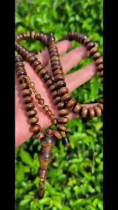 tasbih kayu yuser gold size 10mm